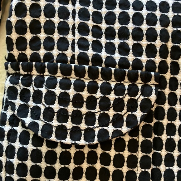 Fabulous black and white car coat/blazer. - Picture 4 of 16